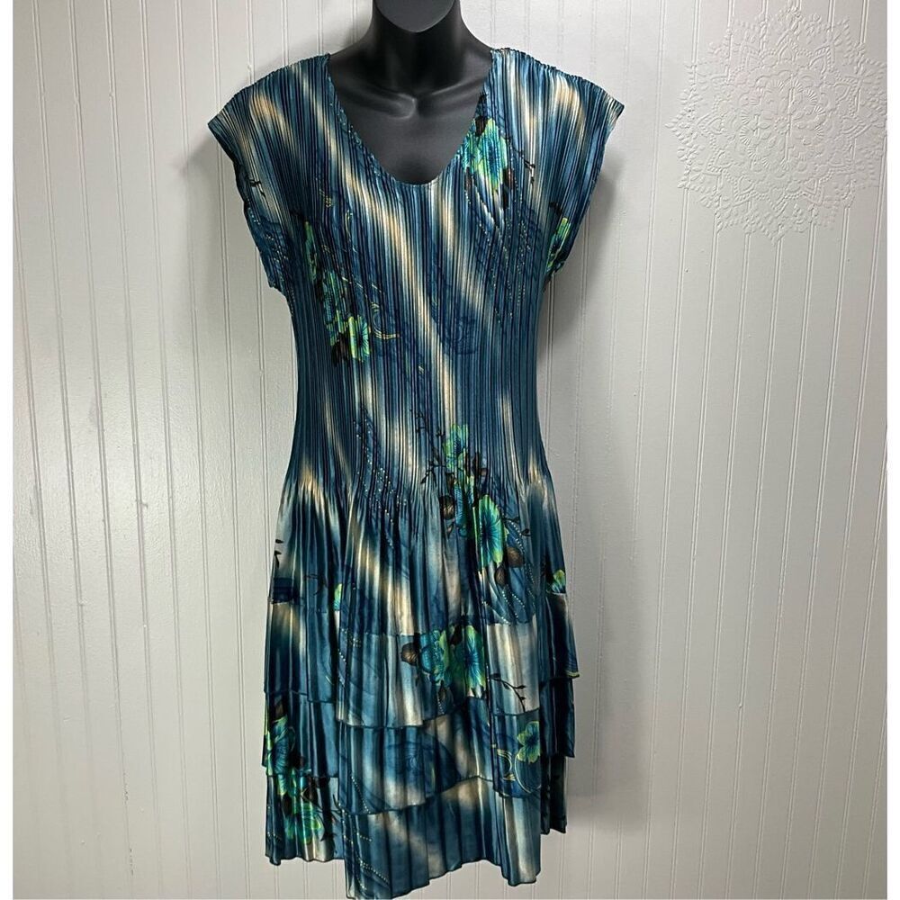 MINI PLEATS Satin Pleated Dress